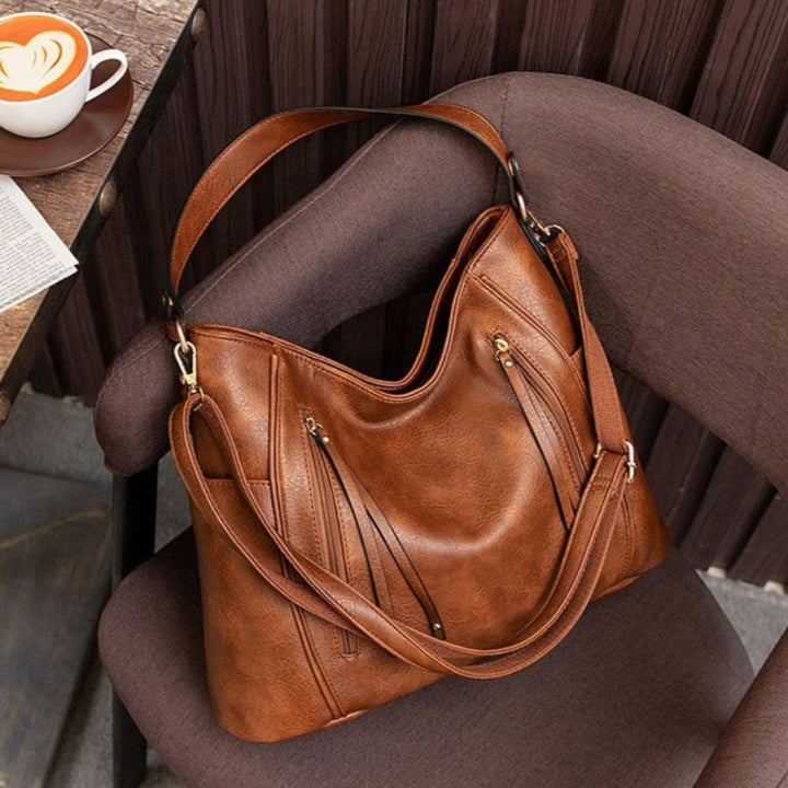 Calliah
 - VistulaChic